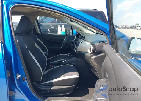 2020 Nissan Versa Sv Xtronic Cvt z USA, uszkodzony, nr VIN 3N1CN8EV3LL815045